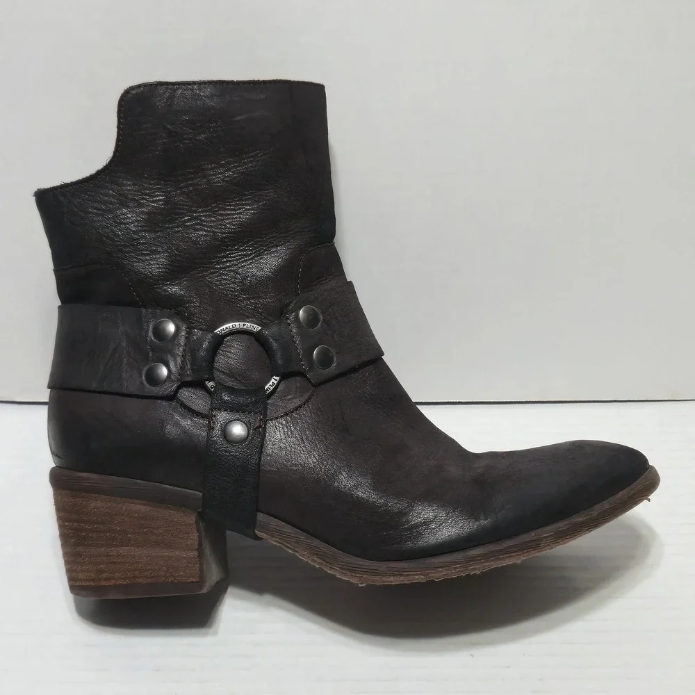 Donald J Pliner Western Couture Dasha Black Leather Harness Moto Ankle Boots 10M